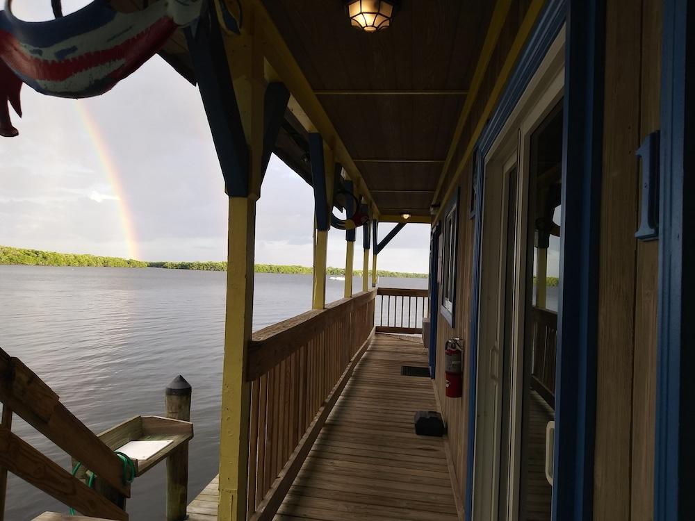 Bridgewater Inn Matlacha Bagian luar foto